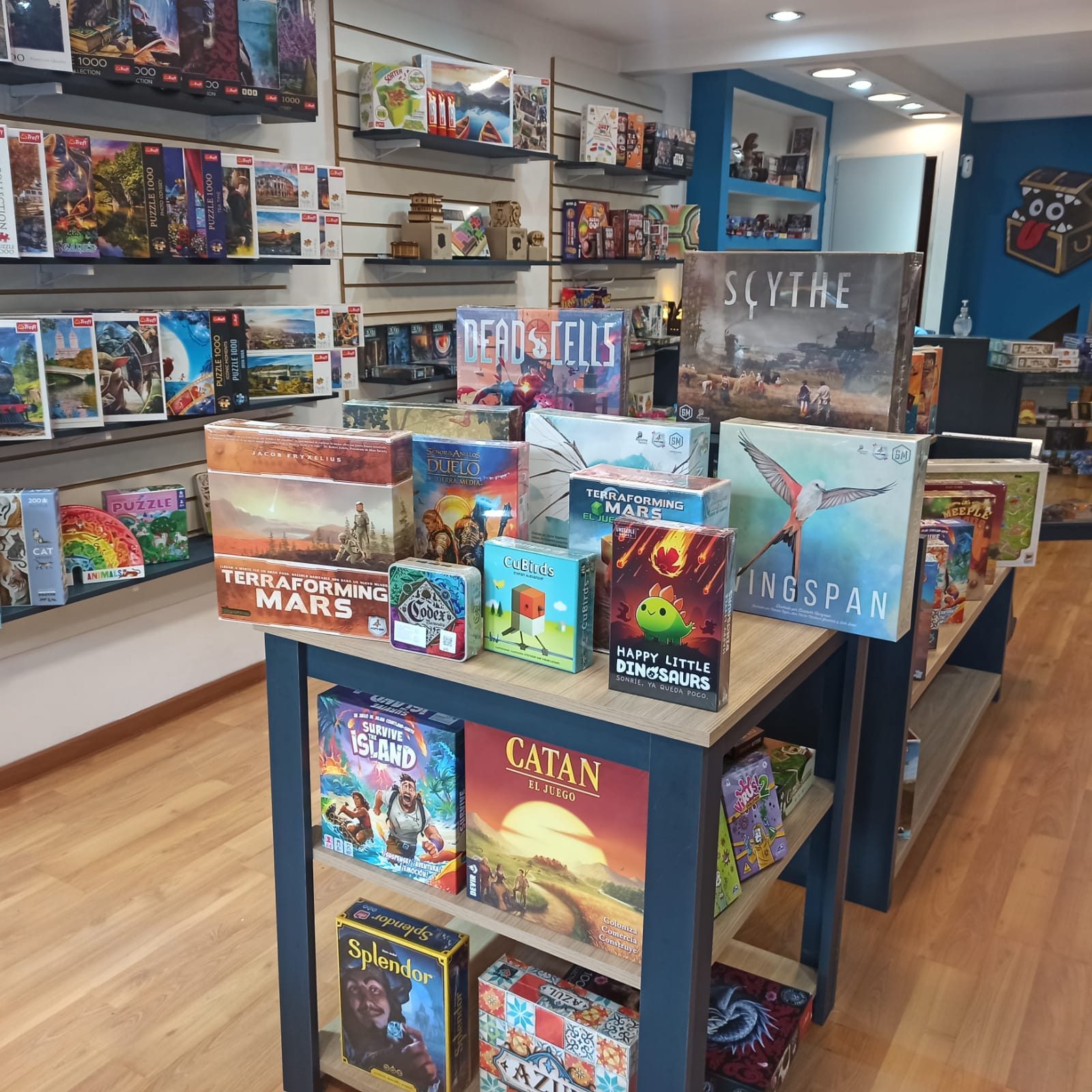 Interior Cofrecito — juegos de mesa